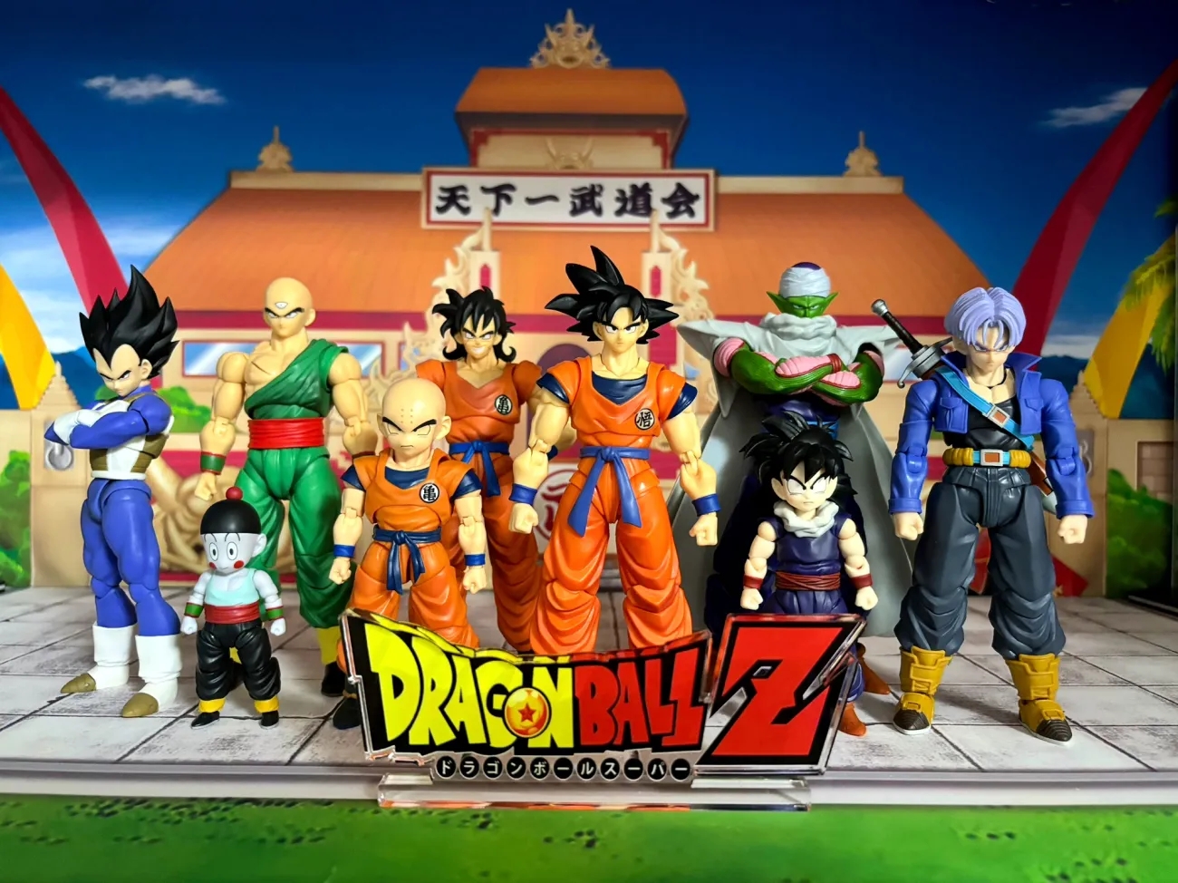 Anime Dragon Ball LOGO Base Wh – Action Figure Stand recenzja i cena